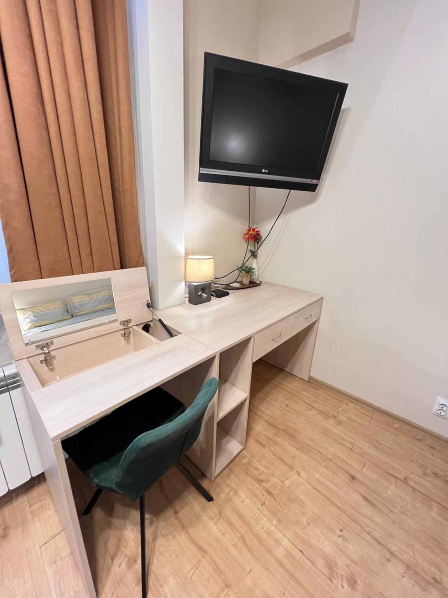 Budapest Central Cozy Studio W Working Space And Wifi Sofia Exterior photo